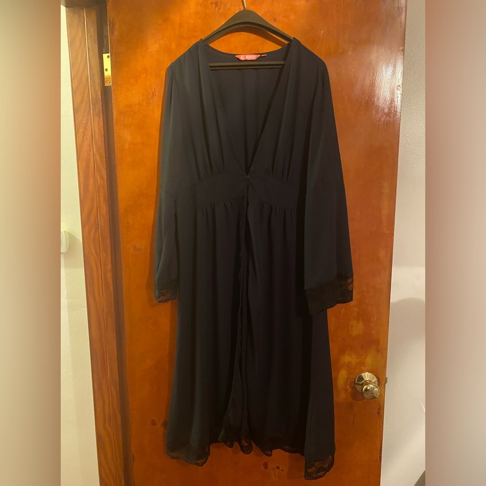 Women’s All Worthy Hunter McGrady Lace Trim Midi Duster Size Large